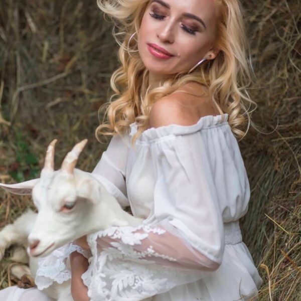 Ukrainian girl in Italy